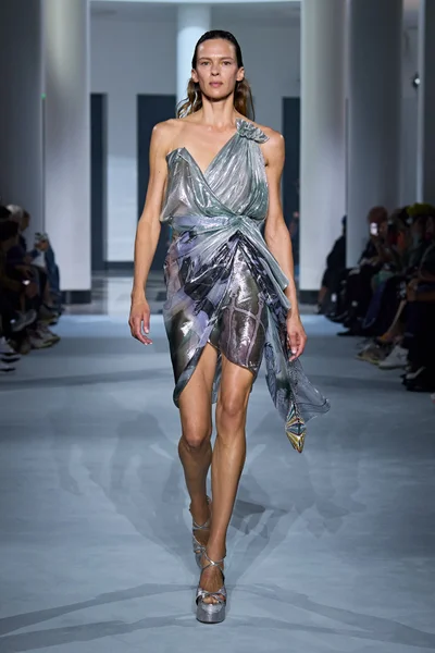 Look 39
